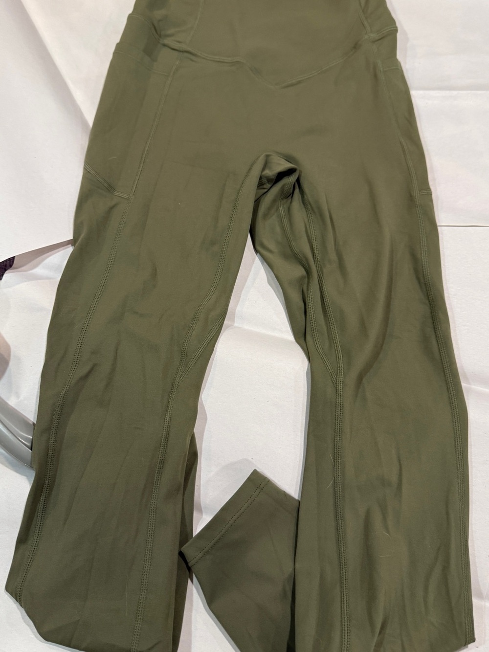 Halabaloo Olive Green Seam-Detail rutched Leggings